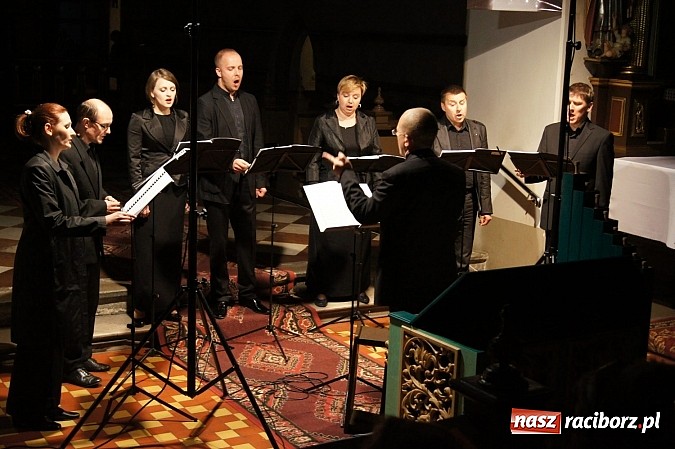 Zdjęcie w galerii na portalu naszraciborz.pl: Rewelacyjna Capella Cracoviensis wystąpiła w Raciborzu  wiadomości z regionu