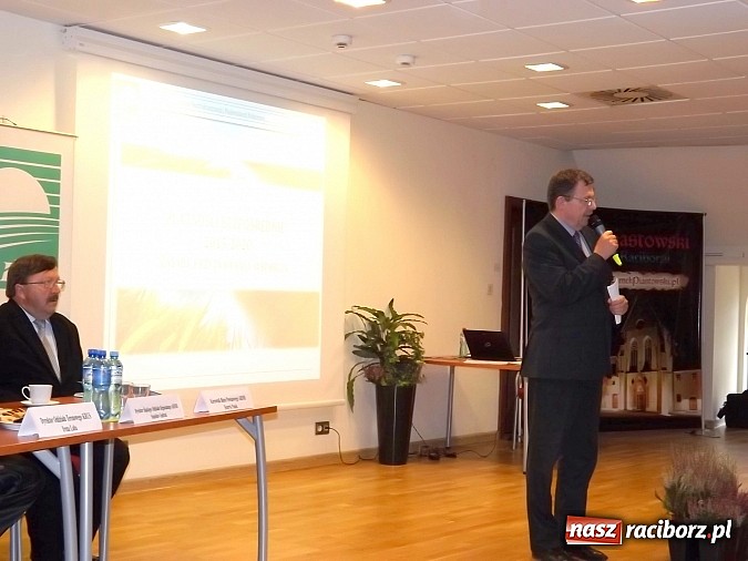 Zdjęcie w galerii na portalu naszraciborz.pl: Konferencja szkoleniowa dla rolników na Zamku Piastowskim wiadomości z regionu
