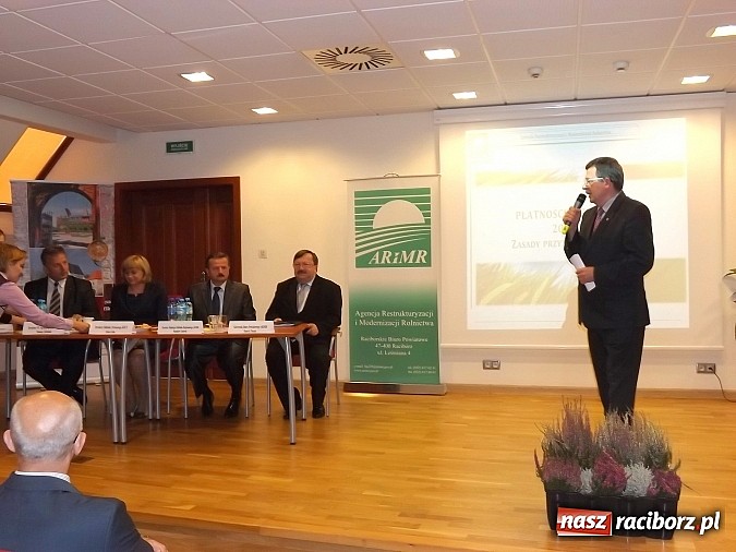 Zdjęcie w galerii na portalu naszraciborz.pl: Konferencja szkoleniowa dla rolników na Zamku Piastowskim wiadomości z regionu