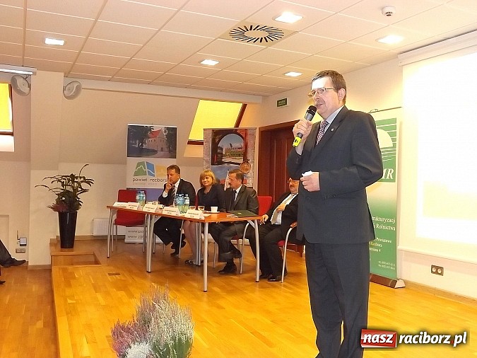 Zdjęcie w galerii na portalu naszraciborz.pl: Konferencja szkoleniowa dla rolników na Zamku Piastowskim wiadomości z regionu