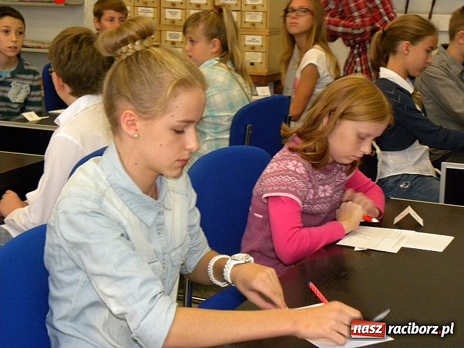 Zdjęcie w galerii na portalu naszraciborz.pl: Konkurs Wiedzy o Ruchu Drogowym wiadomości z regionu