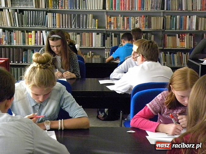 Zdjęcie w galerii na portalu naszraciborz.pl: Konkurs Wiedzy o Ruchu Drogowym wiadomości z regionu