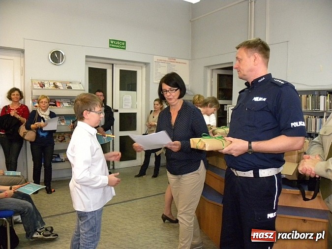 Zdjęcie w galerii na portalu naszraciborz.pl: Konkurs Wiedzy o Ruchu Drogowym wiadomości z regionu