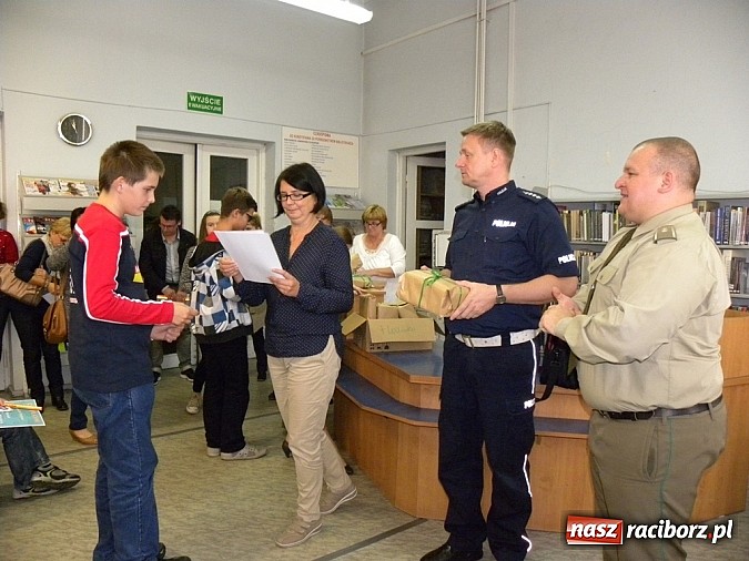 Zdjęcie w galerii na portalu naszraciborz.pl: Konkurs Wiedzy o Ruchu Drogowym wiadomości z regionu