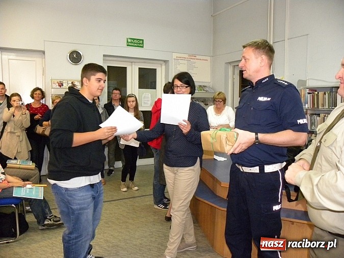Zdjęcie w galerii na portalu naszraciborz.pl: Konkurs Wiedzy o Ruchu Drogowym wiadomości z regionu