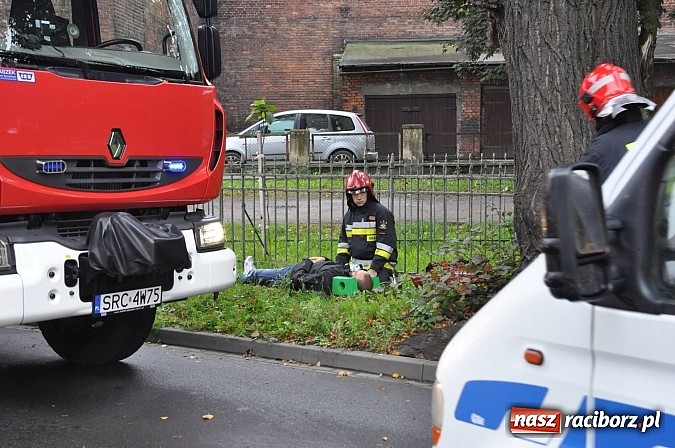 Zdjęcie w galerii na portalu naszraciborz.pl: Służby ratunkowe i mundurowe ćwiczą przed zakładem karnym i na jego terenie wiadomości z regionu