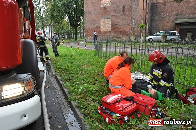 Zdjęcie w galerii na portalu naszraciborz.pl: Służby ratunkowe i mundurowe ćwiczą przed zakładem karnym i na jego terenie wiadomości z regionu