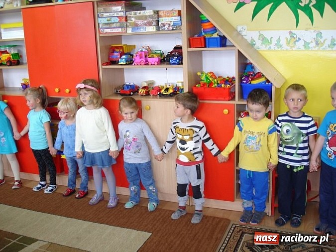 Zdjęcie w galerii na portalu naszraciborz.pl:  Ogólnopolski Dzień Przedszkolaka w Markowicach wiadomości z regionu