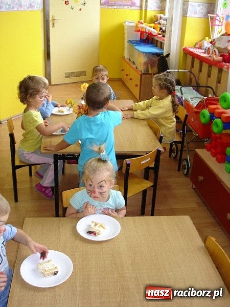 Zdjęcie w galerii na portalu naszraciborz.pl:  Ogólnopolski Dzień Przedszkolaka w Markowicach wiadomości z regionu