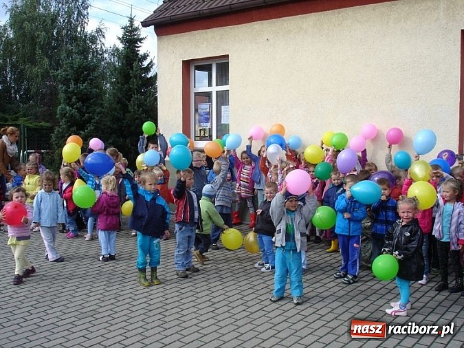 Zdjęcie w galerii na portalu naszraciborz.pl:  Ogólnopolski Dzień Przedszkolaka w Markowicach wiadomości z regionu
