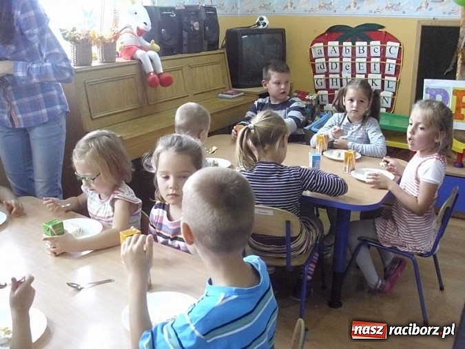 Zdjęcie w galerii na portalu naszraciborz.pl:  Ogólnopolski Dzień Przedszkolaka w Markowicach wiadomości z regionu