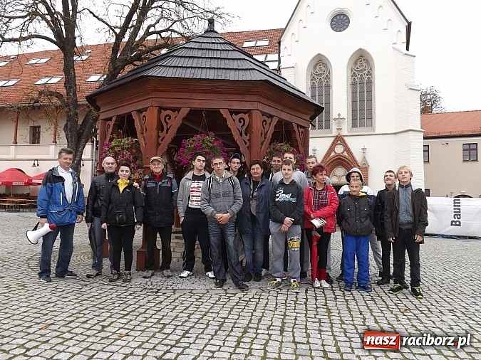 Zdjęcie w galerii na portalu naszraciborz.pl: Uczestnicy 49. Rajdu Szlakiem Husarii dotarli na Zamek Piastowski wiadomości z regionu