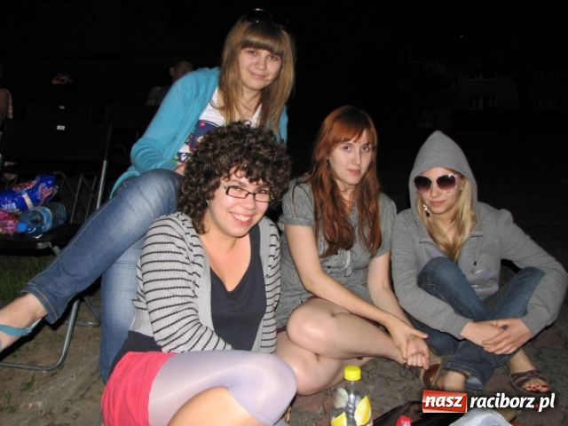 Zdjęcie w galerii na portalu naszraciborz.pl: Ruszyło NOCNE kino W PLENERZE wiadomości z regionu