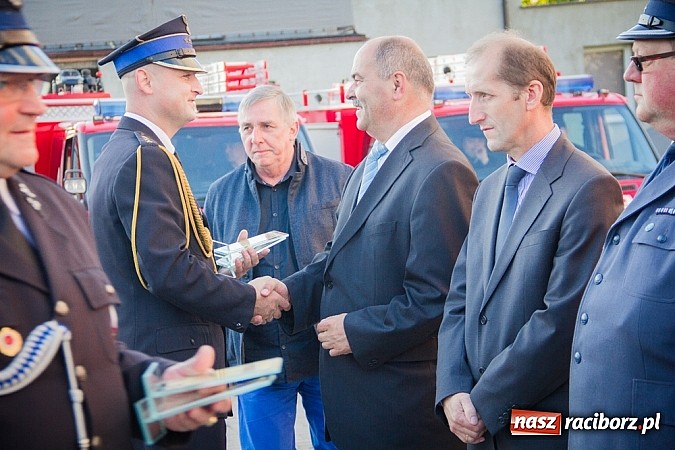 Zdjęcie w galerii na portalu naszraciborz.pl: Wreszcie się doczekali. Druhowie z Markowic mają nową remizę wiadomości z regionu