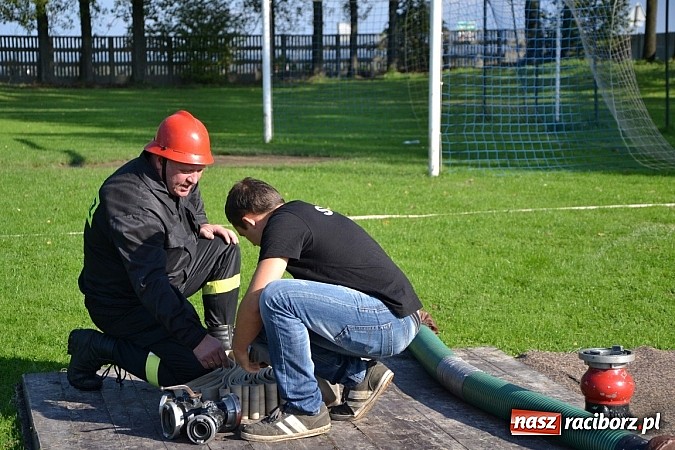 Zdjęcie w galerii na portalu naszraciborz.pl: Zmagania strażackich oldbojów w Owsiszczach  wiadomości z regionu