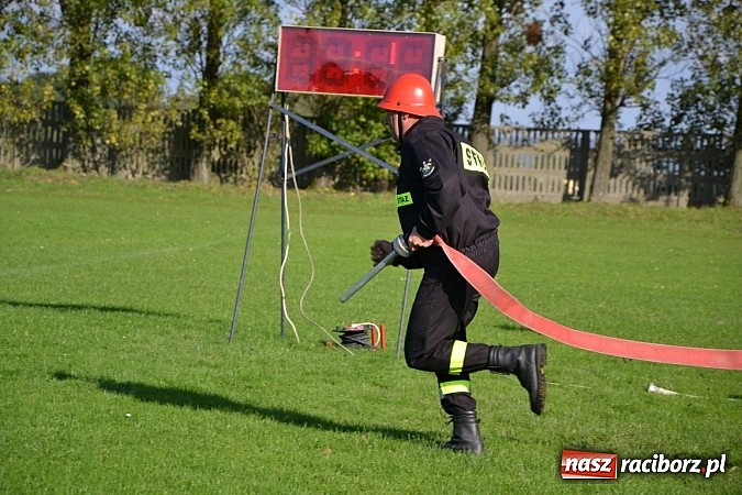 Zdjęcie w galerii na portalu naszraciborz.pl: Zmagania strażackich oldbojów w Owsiszczach  wiadomości z regionu