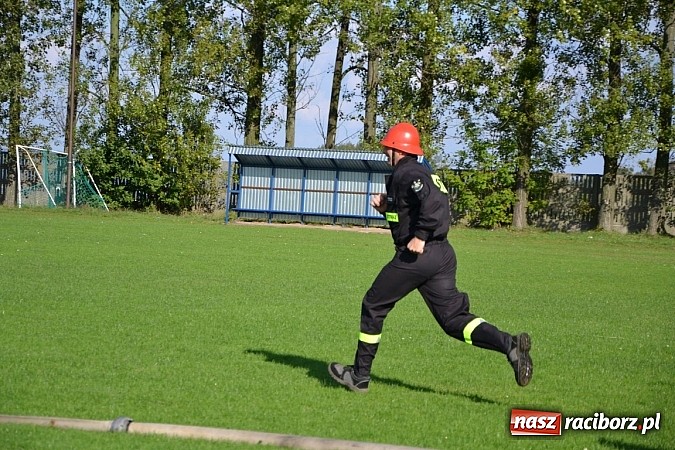 Zdjęcie w galerii na portalu naszraciborz.pl: Zmagania strażackich oldbojów w Owsiszczach  wiadomości z regionu