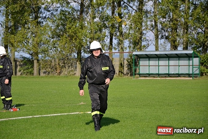 Zdjęcie w galerii na portalu naszraciborz.pl: Zmagania strażackich oldbojów w Owsiszczach  wiadomości z regionu