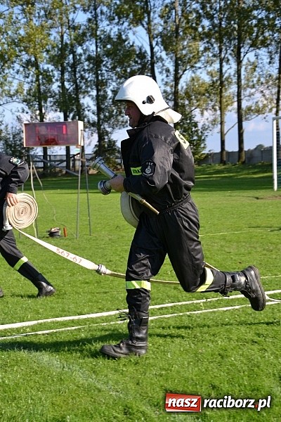 Zdjęcie w galerii na portalu naszraciborz.pl: Zmagania strażackich oldbojów w Owsiszczach  wiadomości z regionu
