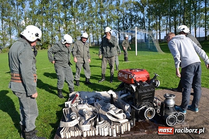 Zdjęcie w galerii na portalu naszraciborz.pl: Zmagania strażackich oldbojów w Owsiszczach  wiadomości z regionu