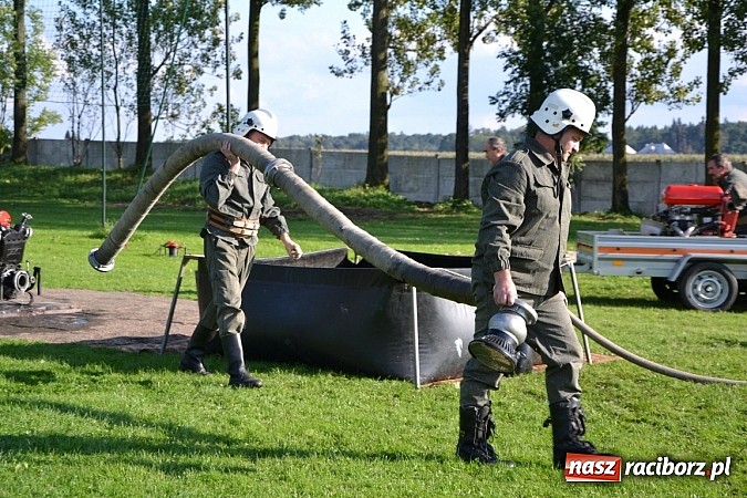 Zdjęcie w galerii na portalu naszraciborz.pl: Zmagania strażackich oldbojów w Owsiszczach  wiadomości z regionu