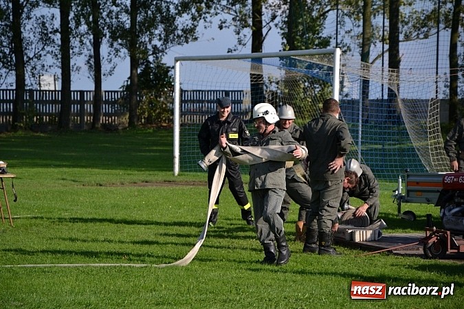 Zdjęcie w galerii na portalu naszraciborz.pl: Zmagania strażackich oldbojów w Owsiszczach  wiadomości z regionu