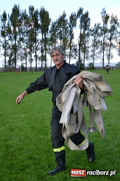 Zdjęcie w galerii na portalu naszraciborz.pl: Zmagania strażackich oldbojów w Owsiszczach  wiadomości z regionu