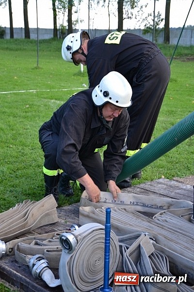 Zdjęcie w galerii na portalu naszraciborz.pl: Zmagania strażackich oldbojów w Owsiszczach  wiadomości z regionu