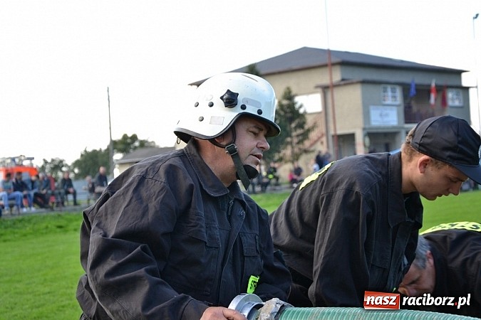 Zdjęcie w galerii na portalu naszraciborz.pl: Zmagania strażackich oldbojów w Owsiszczach  wiadomości z regionu