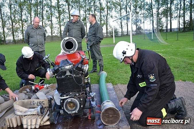 Zdjęcie w galerii na portalu naszraciborz.pl: Zmagania strażackich oldbojów w Owsiszczach  wiadomości z regionu