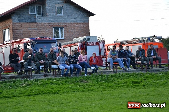 Zdjęcie w galerii na portalu naszraciborz.pl: Zmagania strażackich oldbojów w Owsiszczach  wiadomości z regionu