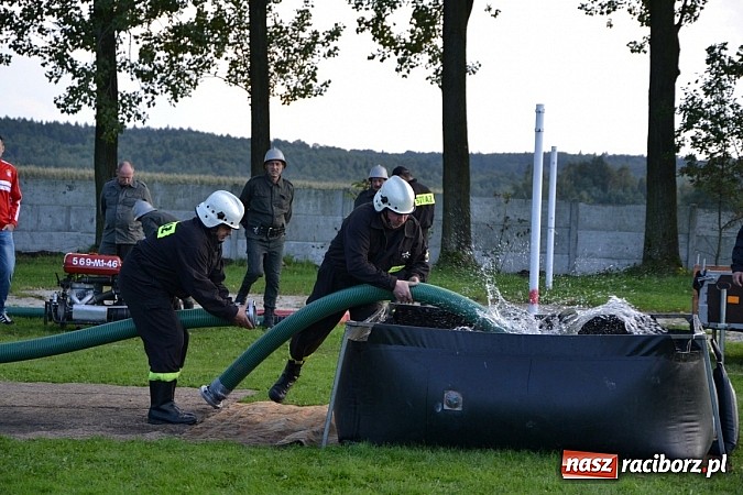 Zdjęcie w galerii na portalu naszraciborz.pl: Zmagania strażackich oldbojów w Owsiszczach  wiadomości z regionu
