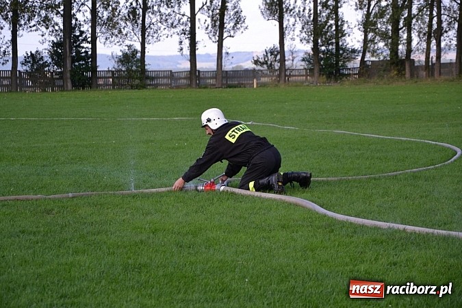 Zdjęcie w galerii na portalu naszraciborz.pl: Zmagania strażackich oldbojów w Owsiszczach  wiadomości z regionu