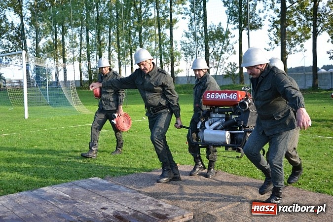 Zdjęcie w galerii na portalu naszraciborz.pl: Zmagania strażackich oldbojów w Owsiszczach  wiadomości z regionu