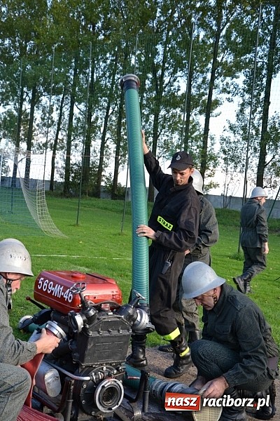 Zdjęcie w galerii na portalu naszraciborz.pl: Zmagania strażackich oldbojów w Owsiszczach  wiadomości z regionu