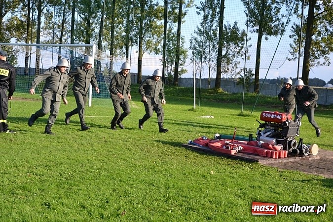 Zdjęcie w galerii na portalu naszraciborz.pl: Zmagania strażackich oldbojów w Owsiszczach  wiadomości z regionu
