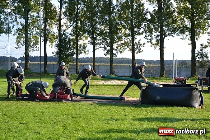 Zdjęcie w galerii na portalu naszraciborz.pl: Zmagania strażackich oldbojów w Owsiszczach  wiadomości z regionu