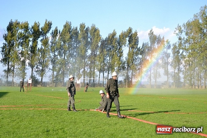 Zdjęcie w galerii na portalu naszraciborz.pl: Zmagania strażackich oldbojów w Owsiszczach  wiadomości z regionu