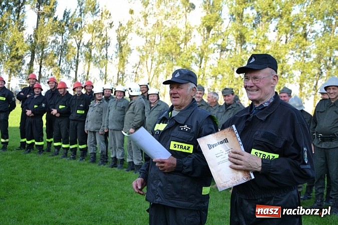 Zdjęcie w galerii na portalu naszraciborz.pl: Zmagania strażackich oldbojów w Owsiszczach  wiadomości z regionu