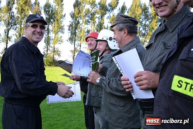 Zdjęcie w galerii na portalu naszraciborz.pl: Zmagania strażackich oldbojów w Owsiszczach  wiadomości z regionu