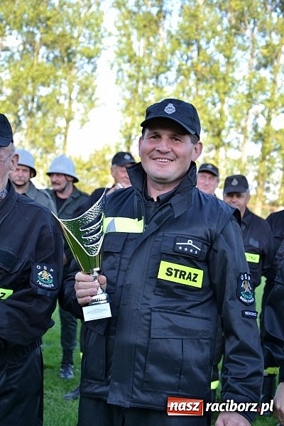 Zdjęcie w galerii na portalu naszraciborz.pl: Zmagania strażackich oldbojów w Owsiszczach  wiadomości z regionu