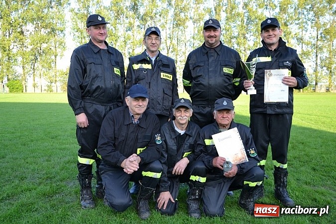 Zdjęcie w galerii na portalu naszraciborz.pl: Zmagania strażackich oldbojów w Owsiszczach  wiadomości z regionu