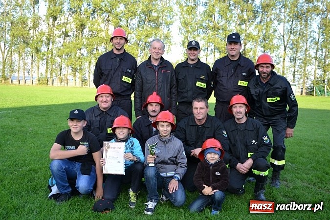Zdjęcie w galerii na portalu naszraciborz.pl: Zmagania strażackich oldbojów w Owsiszczach  wiadomości z regionu