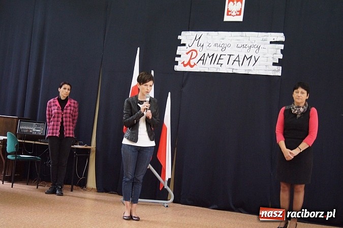 Zdjęcie w galerii na portalu naszraciborz.pl: My z niego wszyscy…Rocznica powstania państwa podziemnego w SP 4  wiadomości z regionu