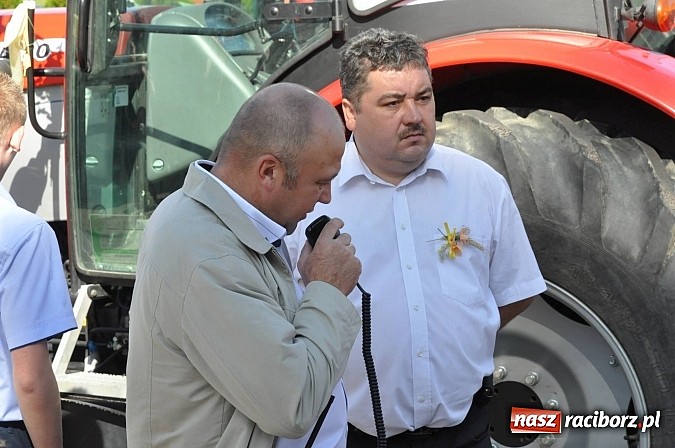 Zdjęcie w galerii na portalu naszraciborz.pl: Brzezie to potęga! Huczne dożynki miejskie 2014. Wspaniały korowód wiadomości z regionu