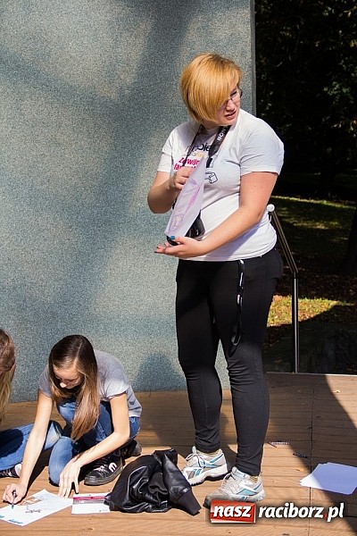 Zdjęcie w galerii na portalu naszraciborz.pl: Zerwijmy Łańcuchy w Parku Roth wiadomości z regionu