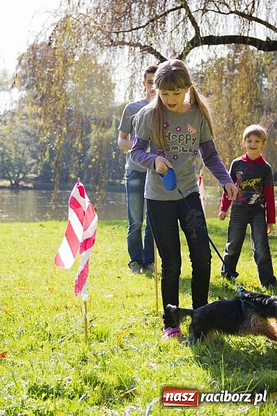 Zdjęcie w galerii na portalu naszraciborz.pl: Zerwijmy Łańcuchy w Parku Roth wiadomości z regionu