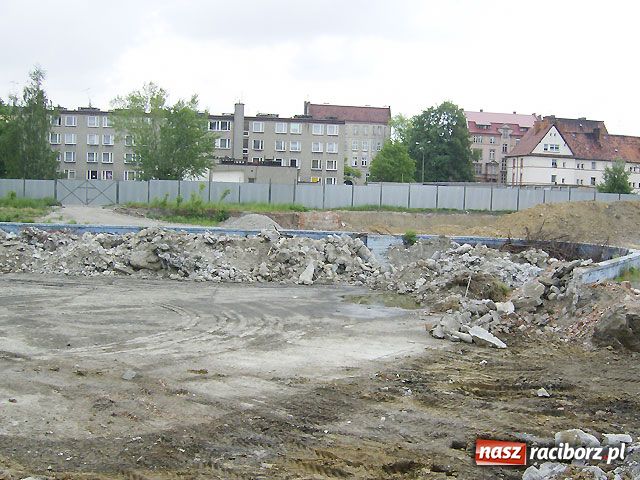 Zdjęcie w galerii na portalu naszraciborz.pl: O basenie słów kilka wiadomości z regionu