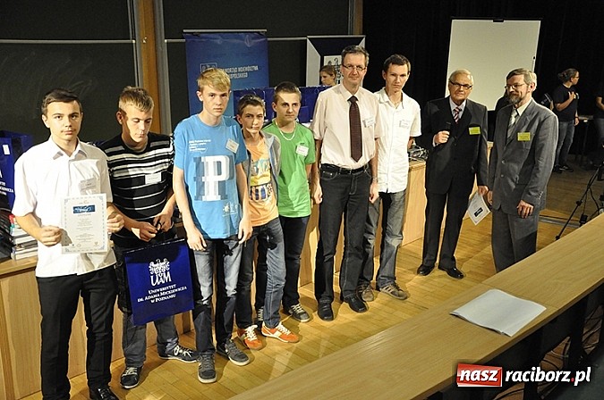 Zdjęcie w galerii na portalu naszraciborz.pl: Gimnazjaliści z Pietrowic Wielkich na Festiwalu Science on Stage 6 w Poznaniu wiadomości z regionu