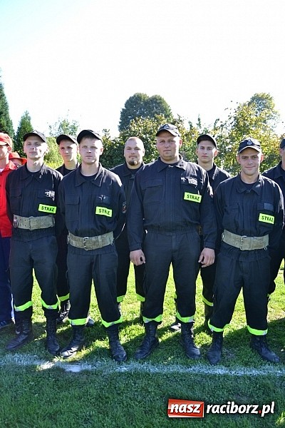 Zdjęcie w galerii na portalu naszraciborz.pl: Zawody sportowo-pożarnicze gminy Krzyżanowice. Hat-trick Roszkowa.  wiadomości z regionu